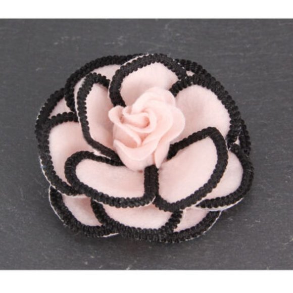 White or Pink Flower Brooches or Corsage - Picture 5 of 5